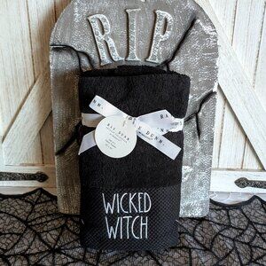 NWT Rae Dunn Wicked Witch 🧹& Handsome Devil 😈 Hand Towels 2021 Collection